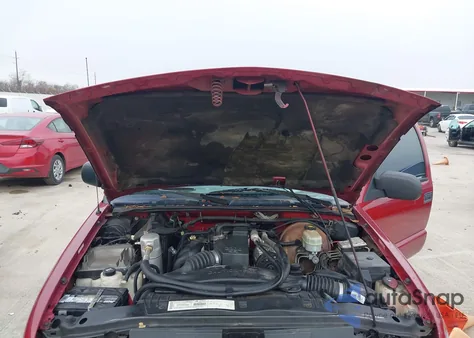 2003 GMC Sonoma Sls z USA, uszkodzony, nr VIN 1GTCS19H138268051